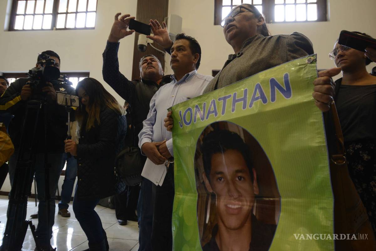 $!Familiares de desaparecidos piden a presidente del Congreso de Coahuila eficientar búsqueda