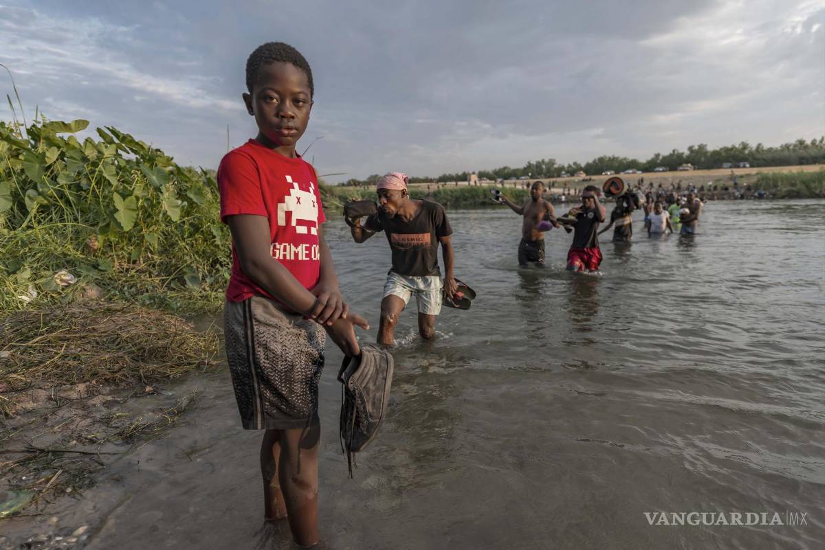 $!No importa la edad, la necesidad de un mejor lugar para vivir alcanza también a los niños, que en algunos casos van solos.