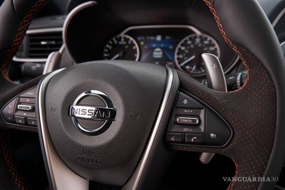 $!Nissan presenta el nuevo Maxima; más llamativo, sobre todo en el interior