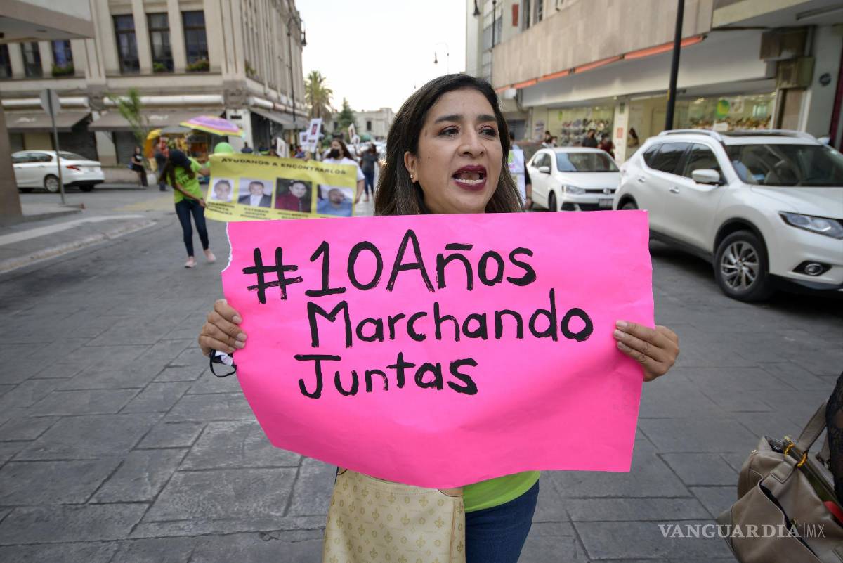 $!Lourdes Herrera, madre, esposa y cuñada de personas desaparecidas en una marcha para exigir justicia.