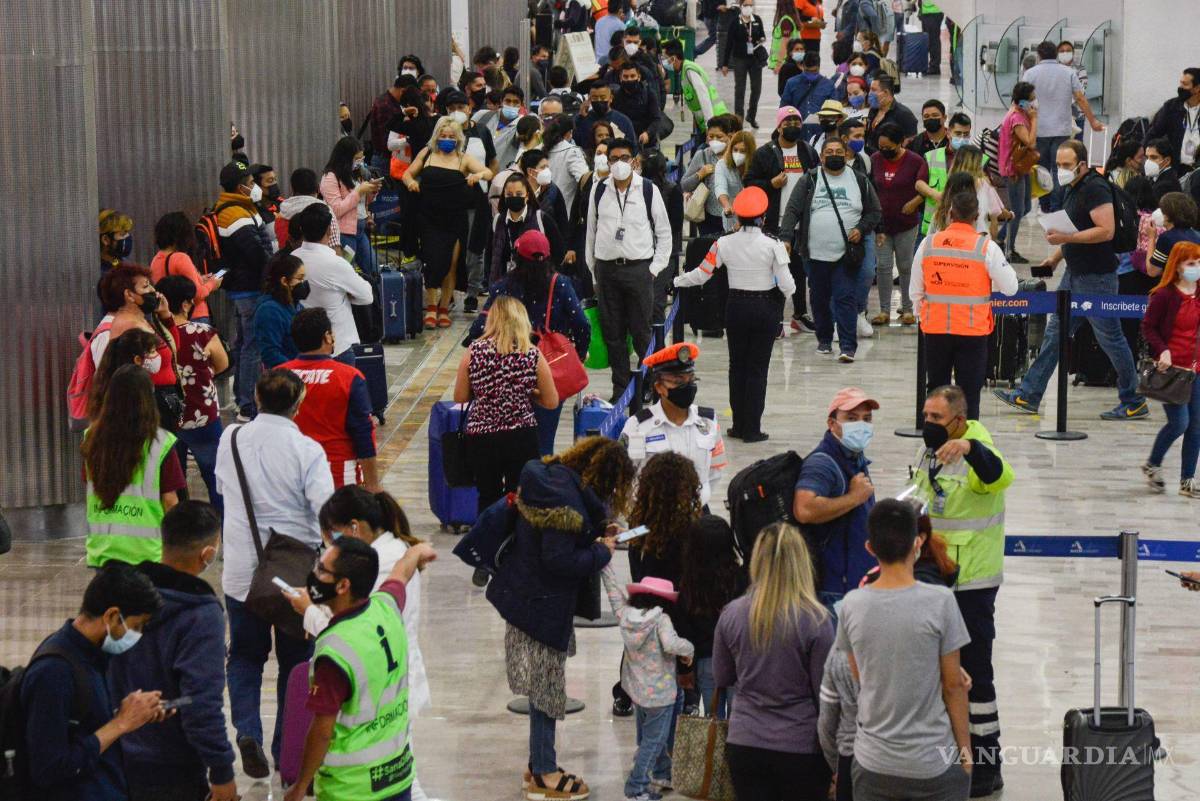 $!Actividad en la terminal 1 del Aeropuerto internacional de la Ciudad de México.