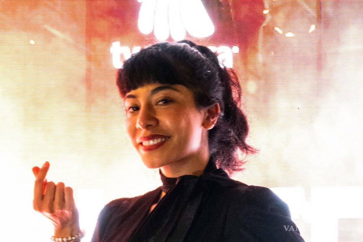 $!BREVES: Pablo Montero llega a las verbenas navideñas; Lucero pide justicia para fan; Alejandra Herrera cree que es un ‘crimen’ subestimar historias