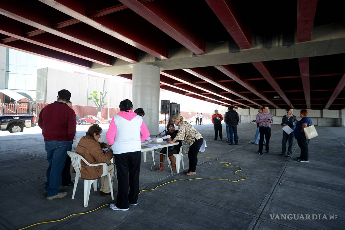 $!Ciudadanos recaban registro de amparos en Coahuila contra gasolinazo