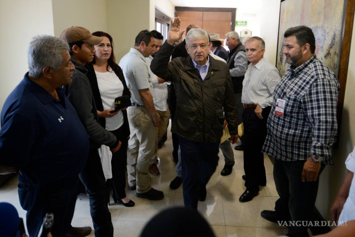 $!"Es Morena incluyente, menos con los Moreira", afirma AMLO en Saltillo