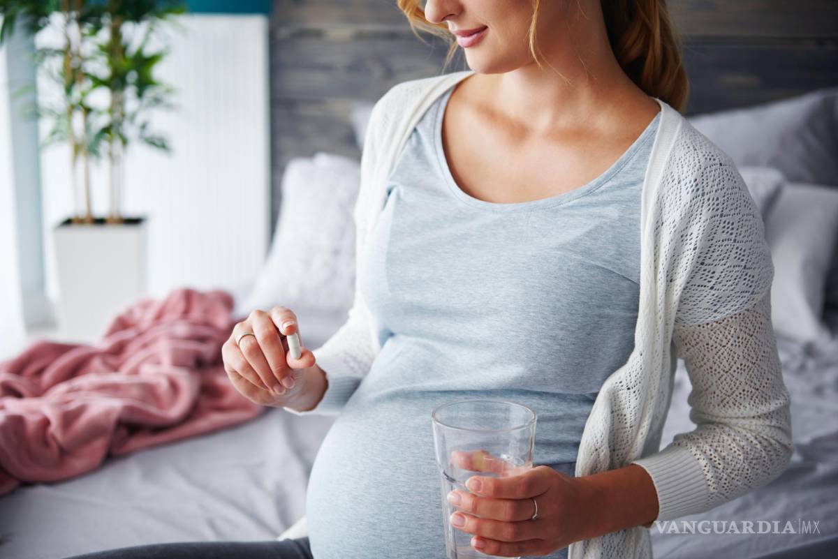 $!A algunas gestantes se les recomienda tomar suplementos.