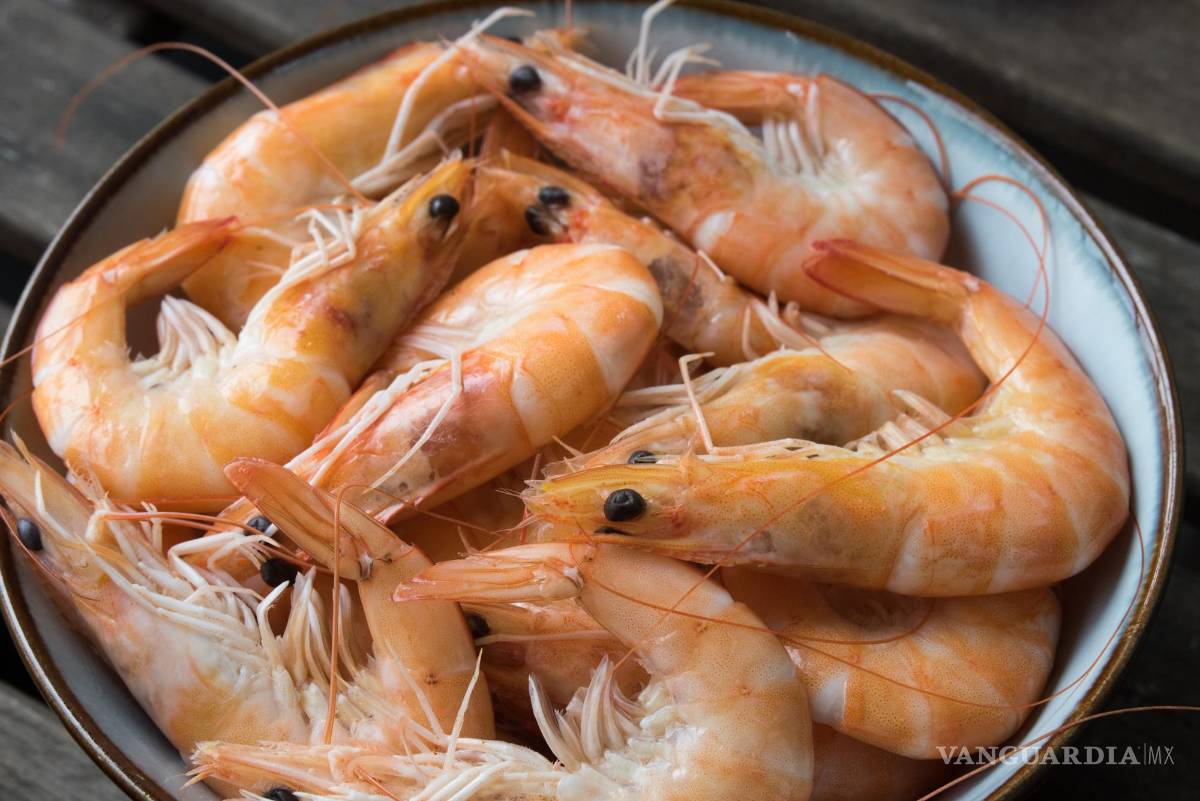 $!Siéntase libre de sustituir los camarones por cualquier proteína de cocción rápida.