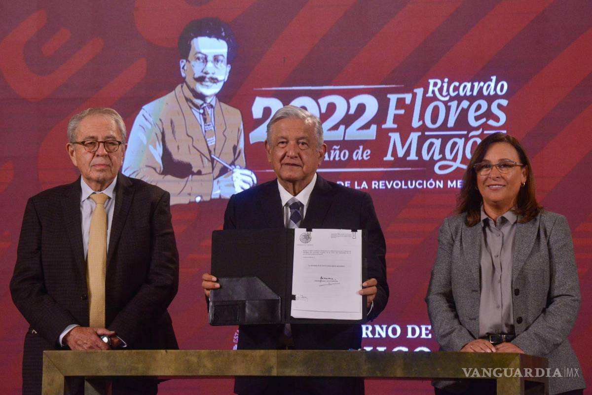 $!Andrés Manuel López Obrador, presidente de México con la iniciativa de Ley de Husos Horarios.
