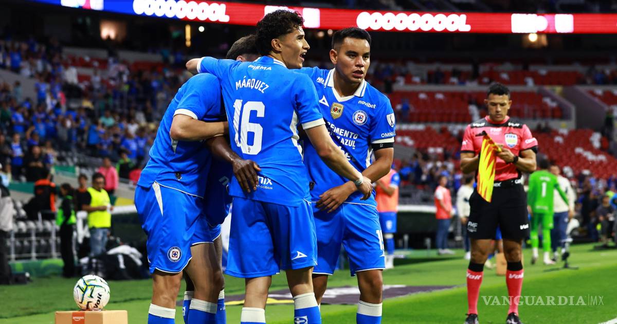 Cruz Azul vence 2-1 a Puebla y llega encendido al Campeón de Campeones