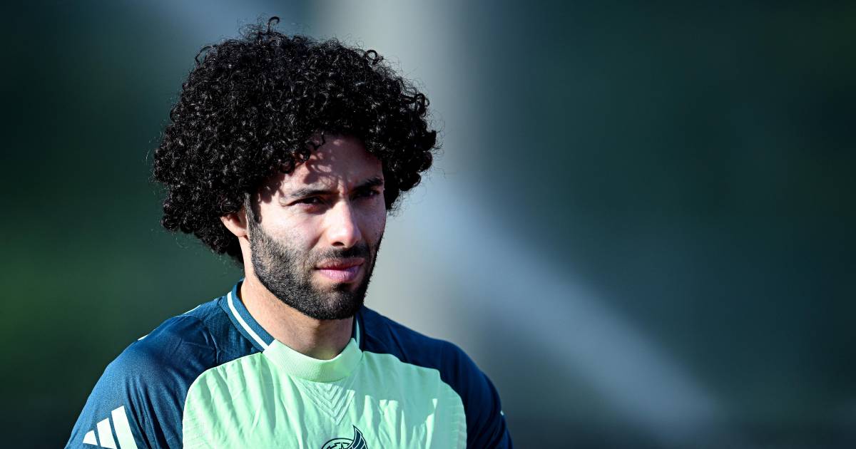 César Huerta queda fuera de la Selección Mexicana por sobrecarga muscular