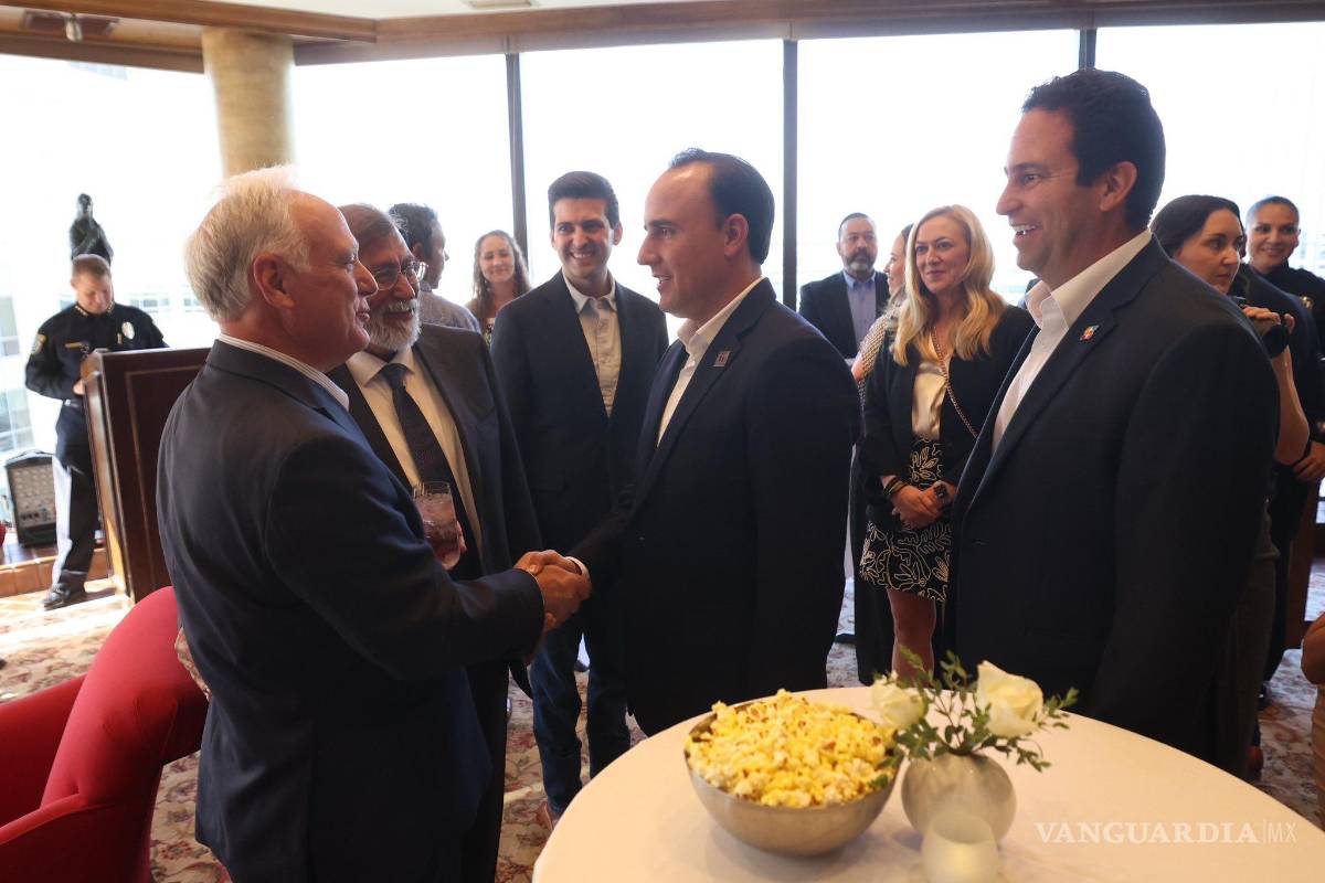 Cierra Manolo Jiménez gira de trabajo en Austin, Texas