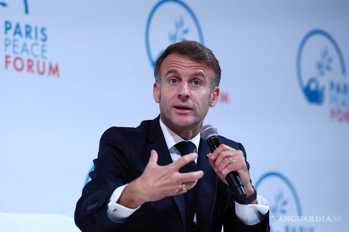 $!El presidente francés Emmanuel Macron en una sesión plenaria con motivo del décimo aniversario del Acuerdo de París en el Palacio de Chaillot.