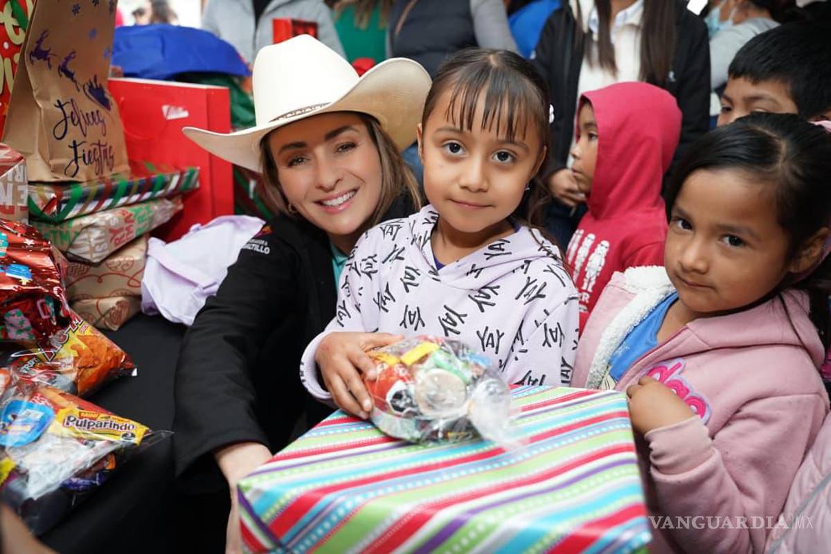 Más de mil niñas y niños de ejidos disfrutan posadas del DIF Saltillo