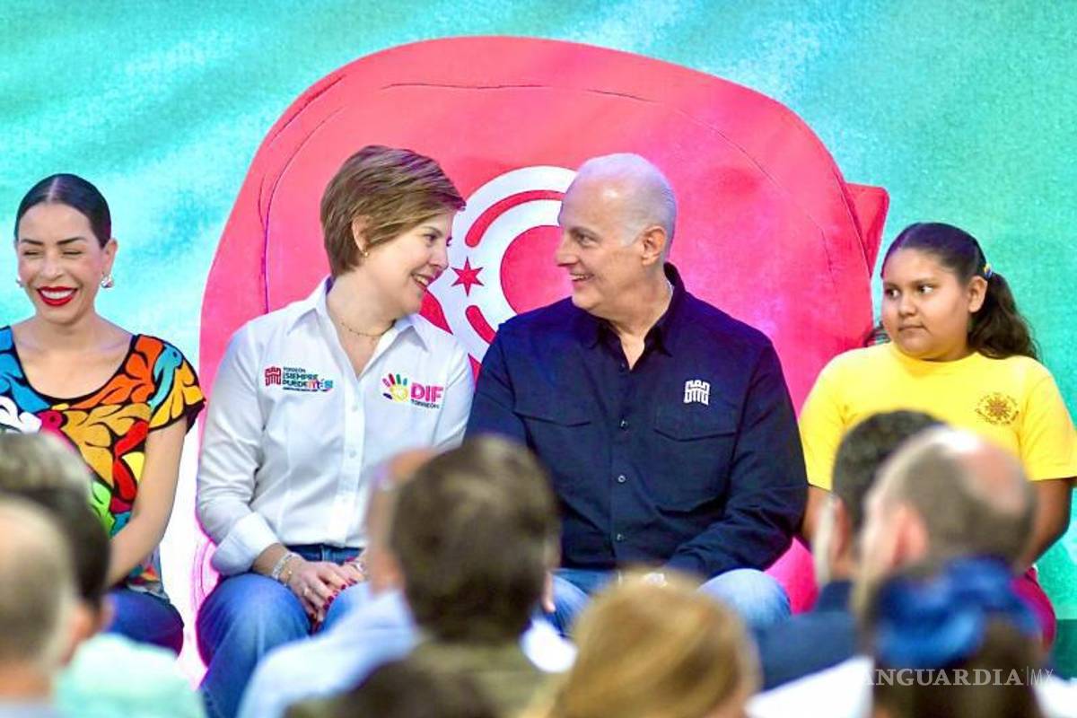 $!Niñas y niños reciben útiles escolares y mochilas mientras participan en la ceremonia de entrega organizada en Ciudad DIF, en un esfuerzo conjunto del municipio y del Gobierno del Estado.