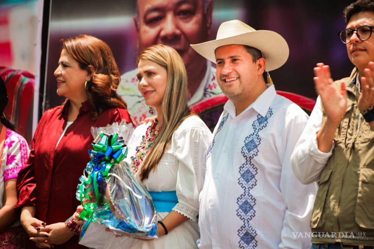 $!Liberan a secretaria particular de la alcaldesa de Uruapan tras declarar por el caso Carlos Manzo