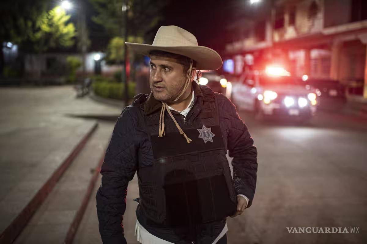 Caen seis del equipo de seguridad de Manzo en Michoacán