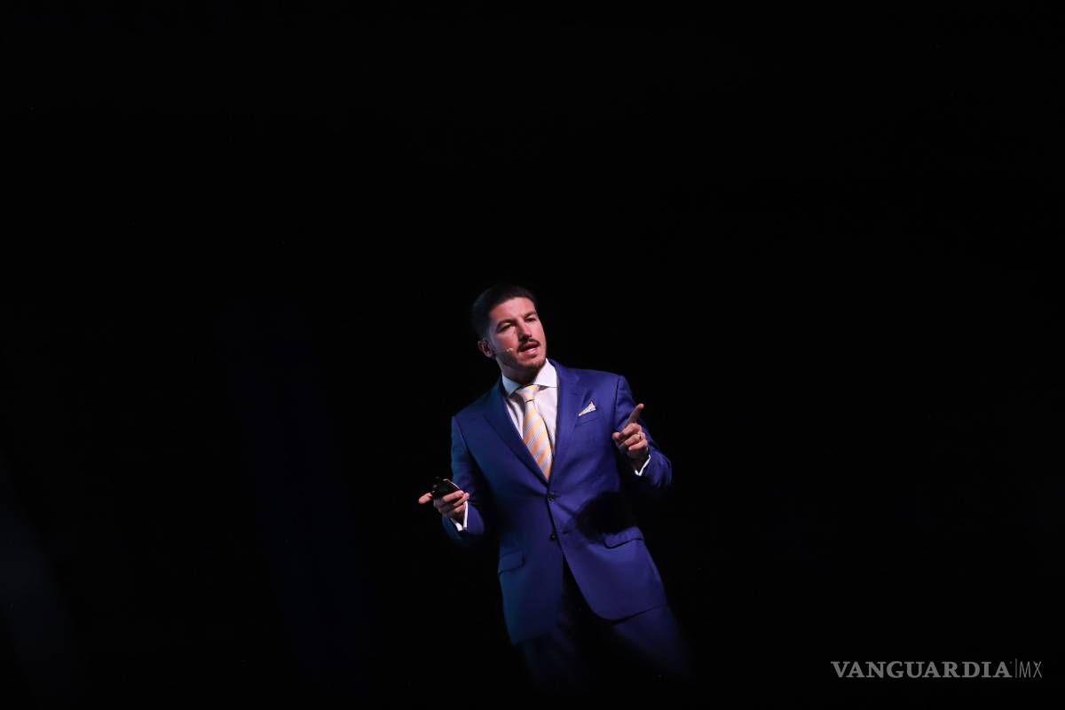 Dice Samuel García que Claudia Sheinbaum aceptó financiar tramo de carretera interserrana