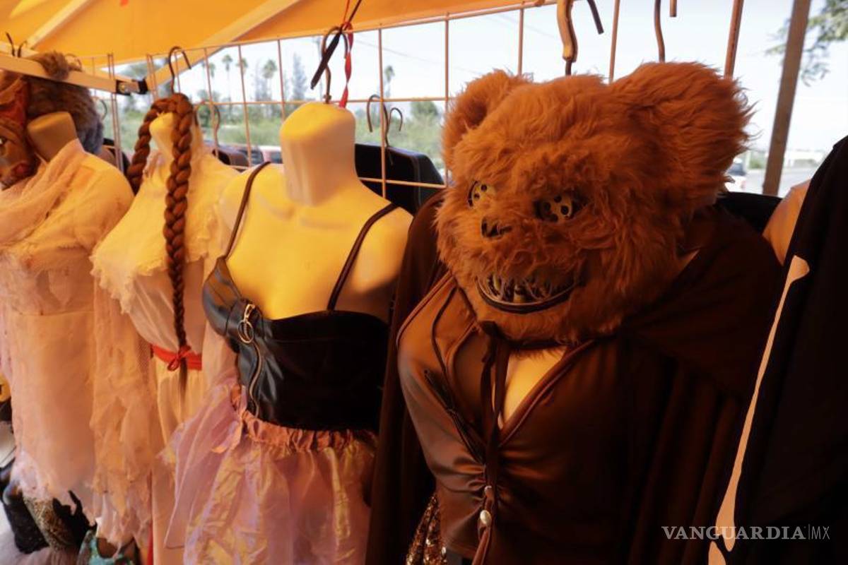 $!El personaje Chucky, el muñeco diabólico, es uno de los clásicos que sigue siendo popular entre los disfraces.