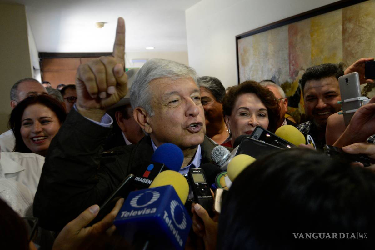 &quot;Es Morena incluyente, menos con los Moreira&quot;, afirma AMLO en Saltillo