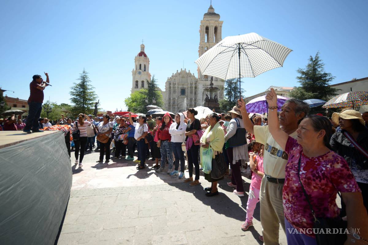 ¡Lo cumplen! Antorcha Campesina va a plantón en Palacio de Gobierno de Coahuila