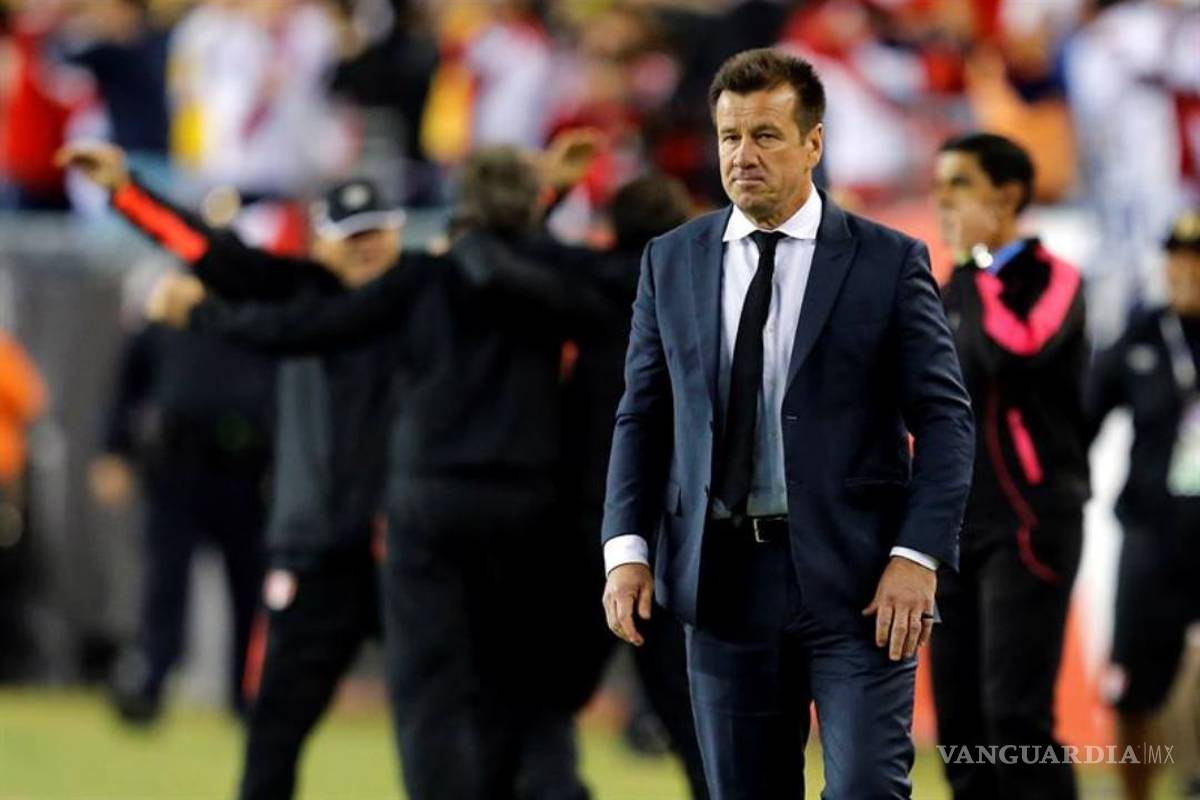 Despiden a Dunga como seleccionador de Brasil