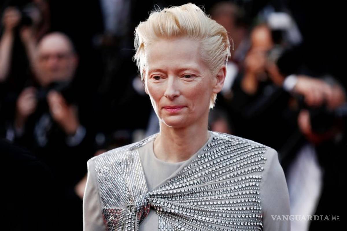 Tilda Swinton llega a los 60 años de vida y otros famosos cumpleañeros en noviembre