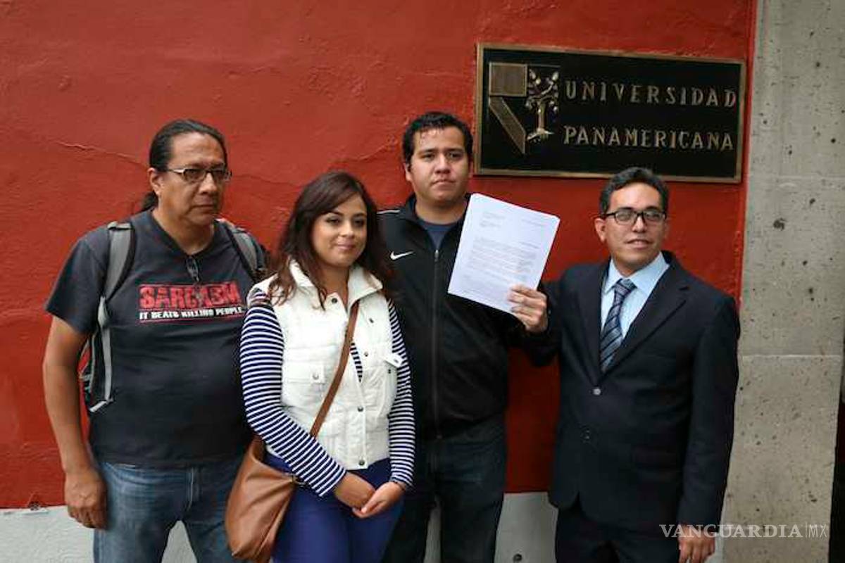 Krauze confirma plagio; más de 90 mil firman petición para retirar licenciatura a EPN