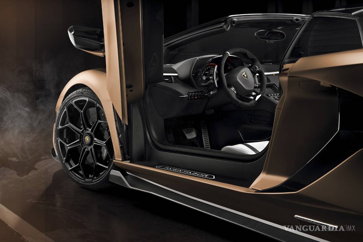 $!Lamborghini Aventador SVJ Roadster, 0 a 100 km/h en 2.9 segundos