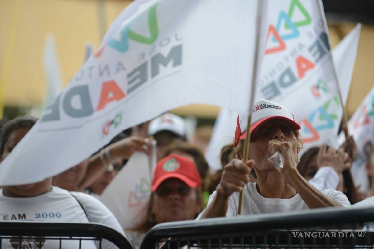 $!Meade se compromete a reforzar la seguridad de México durante cierre de campaña en Saltillo