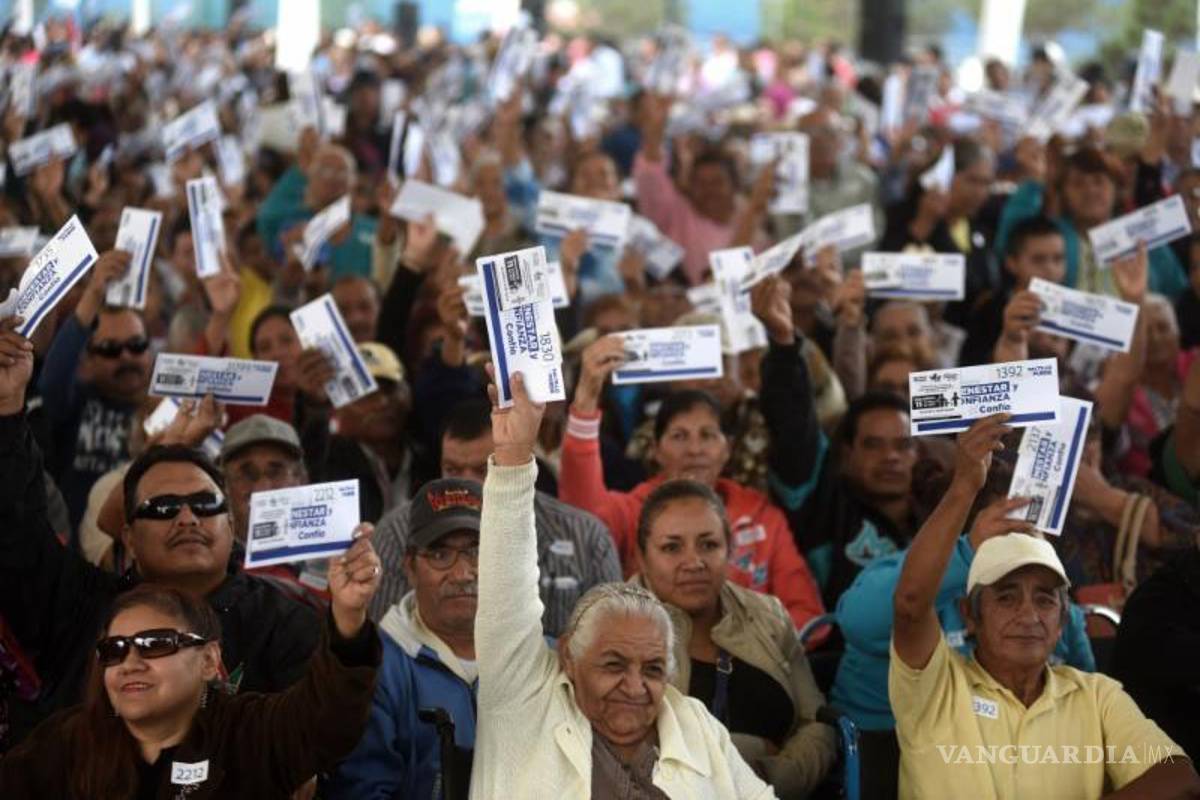 Reciben apoyos 3 mil 552 saltillenses