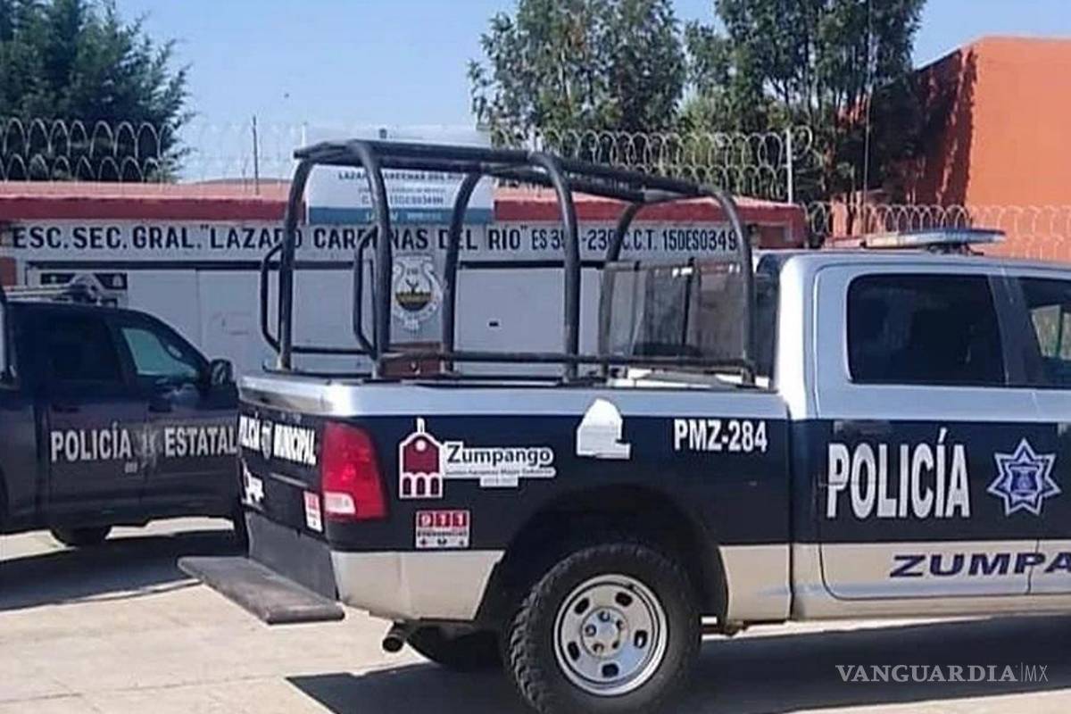 Alumna murió en una secundaria del Edomex, hay versiones de que se lanzó y que fue asesinada
