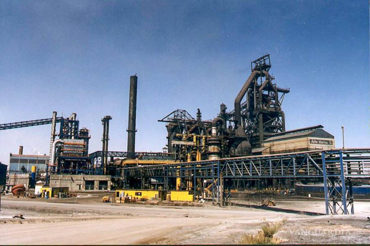 Denuncian a exdirector de AHMSA por presunto robo de estaño; comparece por acusación