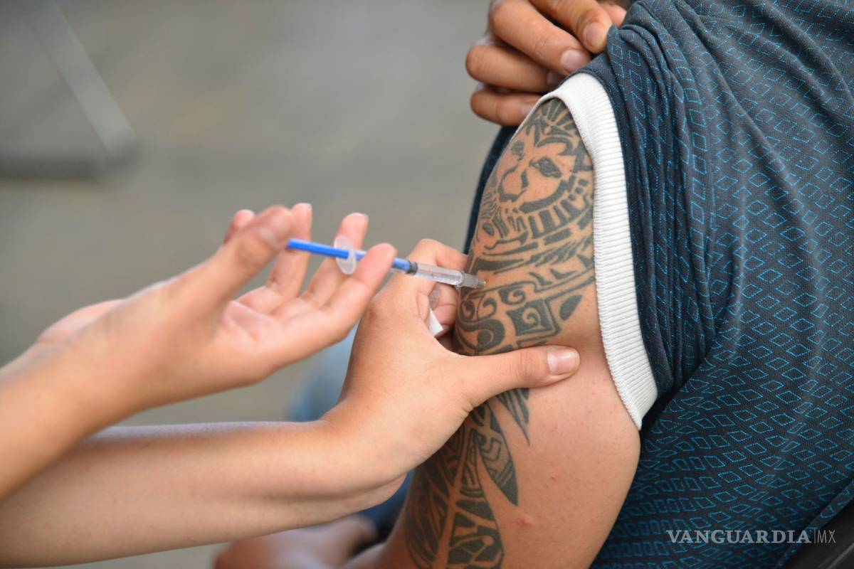 Se agotan vacunas en módulos de UAdeC, El Mimbre y La Arena Saltillo