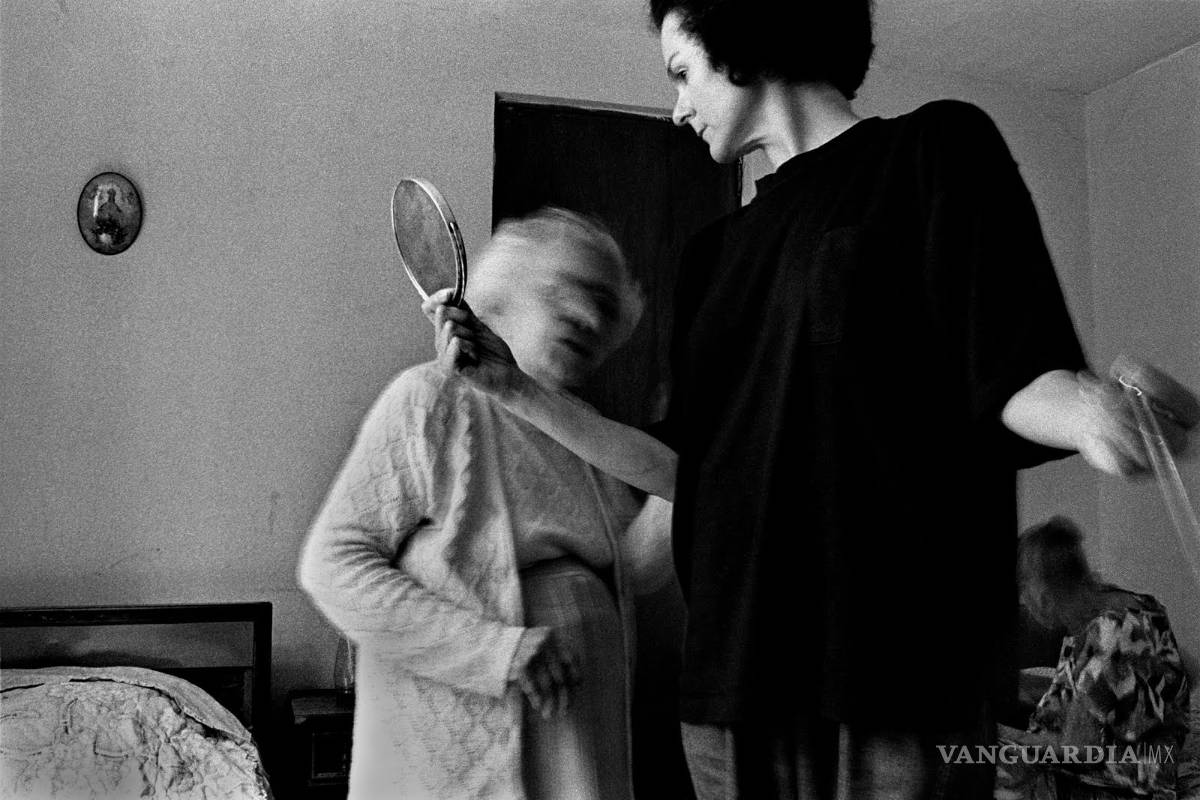 $!Vida Yovanovich: reconocer su involucramiento fotográfico