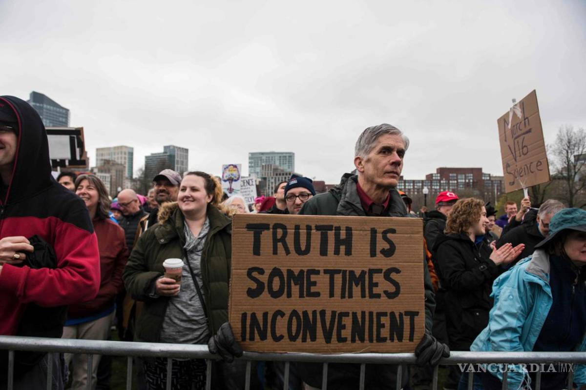 Científicos de 600 ciudades protestan contra Trump