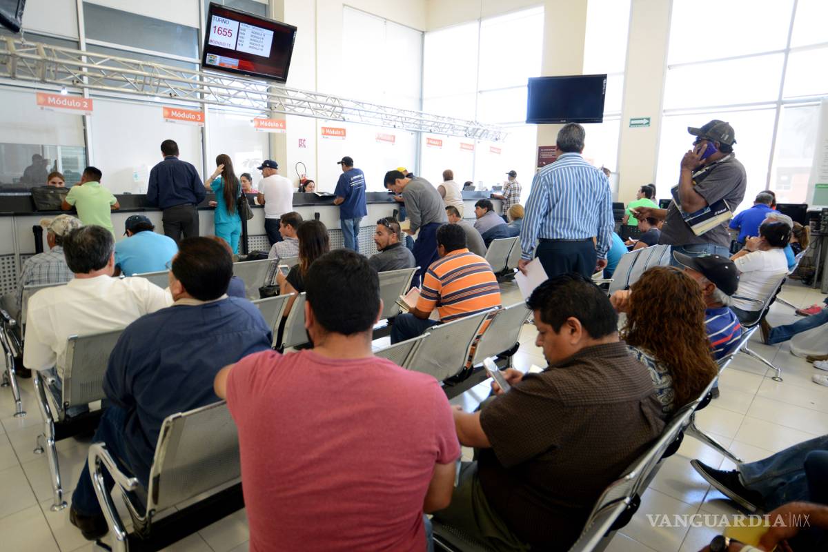 Se prevén largas filas para pago de derechos vehiculares en Saltillo