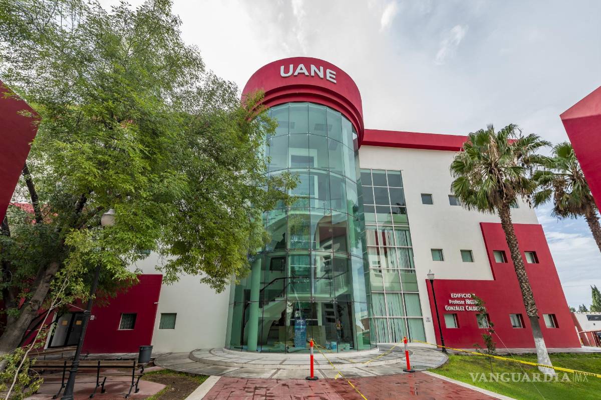 Estudiantes de la UANE en Saltillo señalan cobro de curso ‘de manera arbitraria e intimidante’