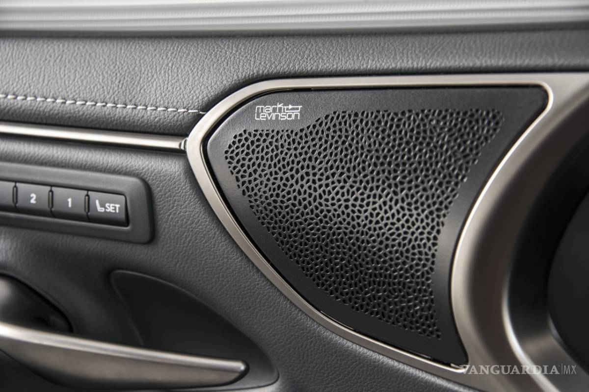 $!El nuevo Lexus ES se presentó en Pekín