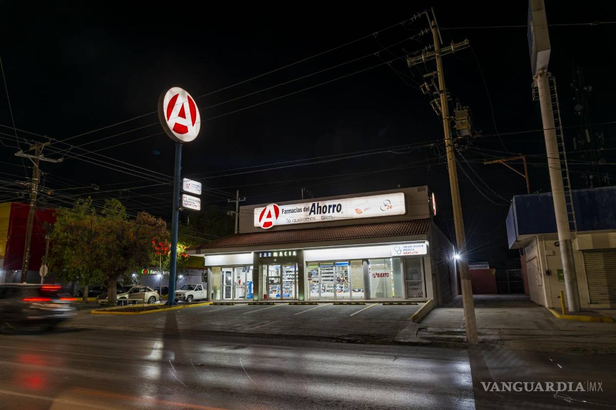 $!La diversidad de farmacias beneficia a la ciudadanía no solo por la disponibilidad de medicinas, sino por la diferencia de precios. Lo complicado es que, si bien las emergencias no avisan, tampoco lo hacen las sucursales que anunciar abrir día y noche, pero cierran la mayor parte de la madrugada.