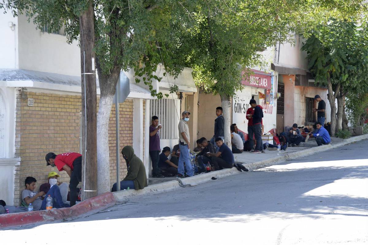 Escasa ayudaoficial paramigrantes