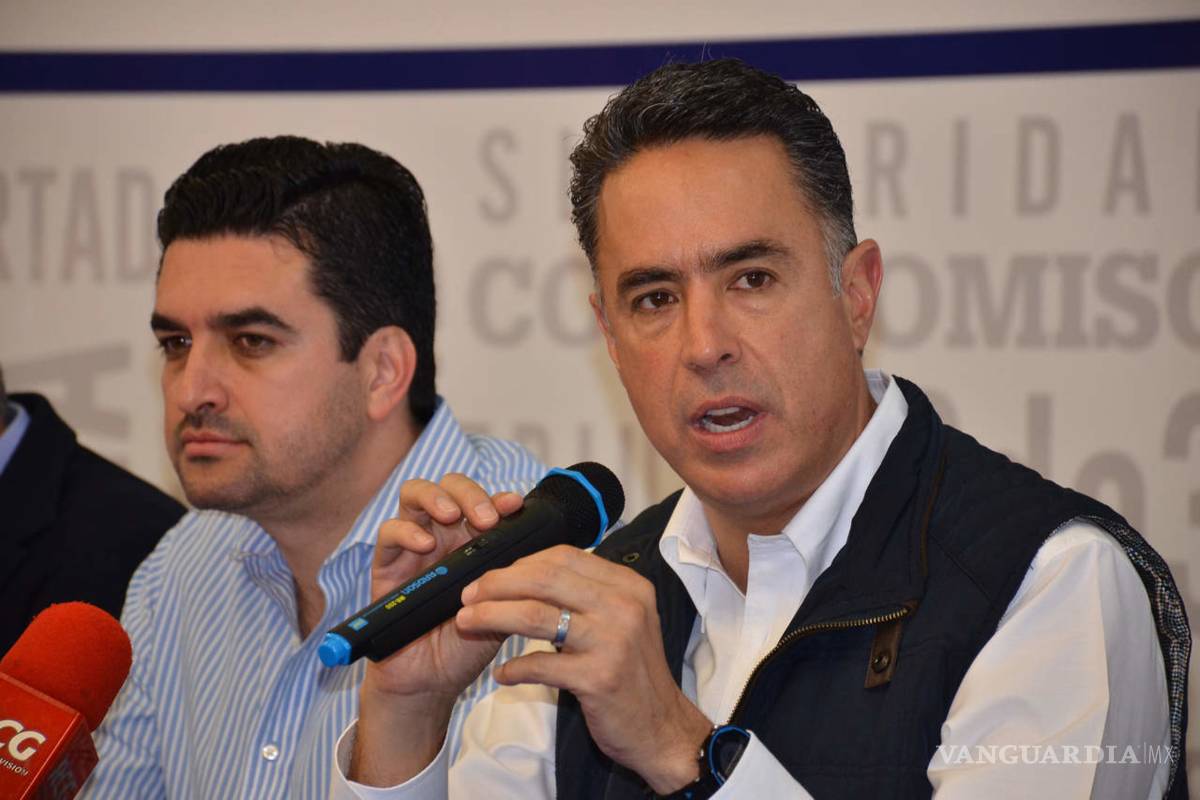 Memo Anaya pide renuncia de la presidenta del IEC