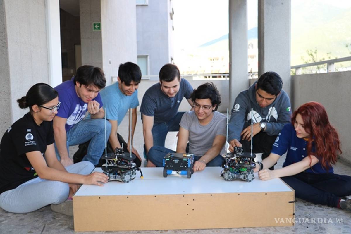 En medio de la fiebre mundialista: alumnos del Tec de Monterrey van al ‘Mundial de Robótica’