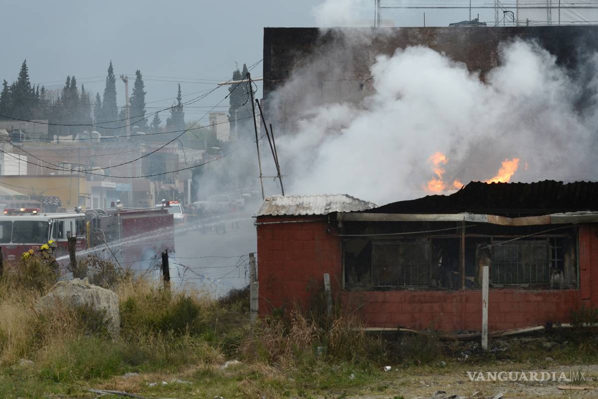 Tradición en cenizas, se quema 'Los Tacos de Checo'; en redes lo lamentan