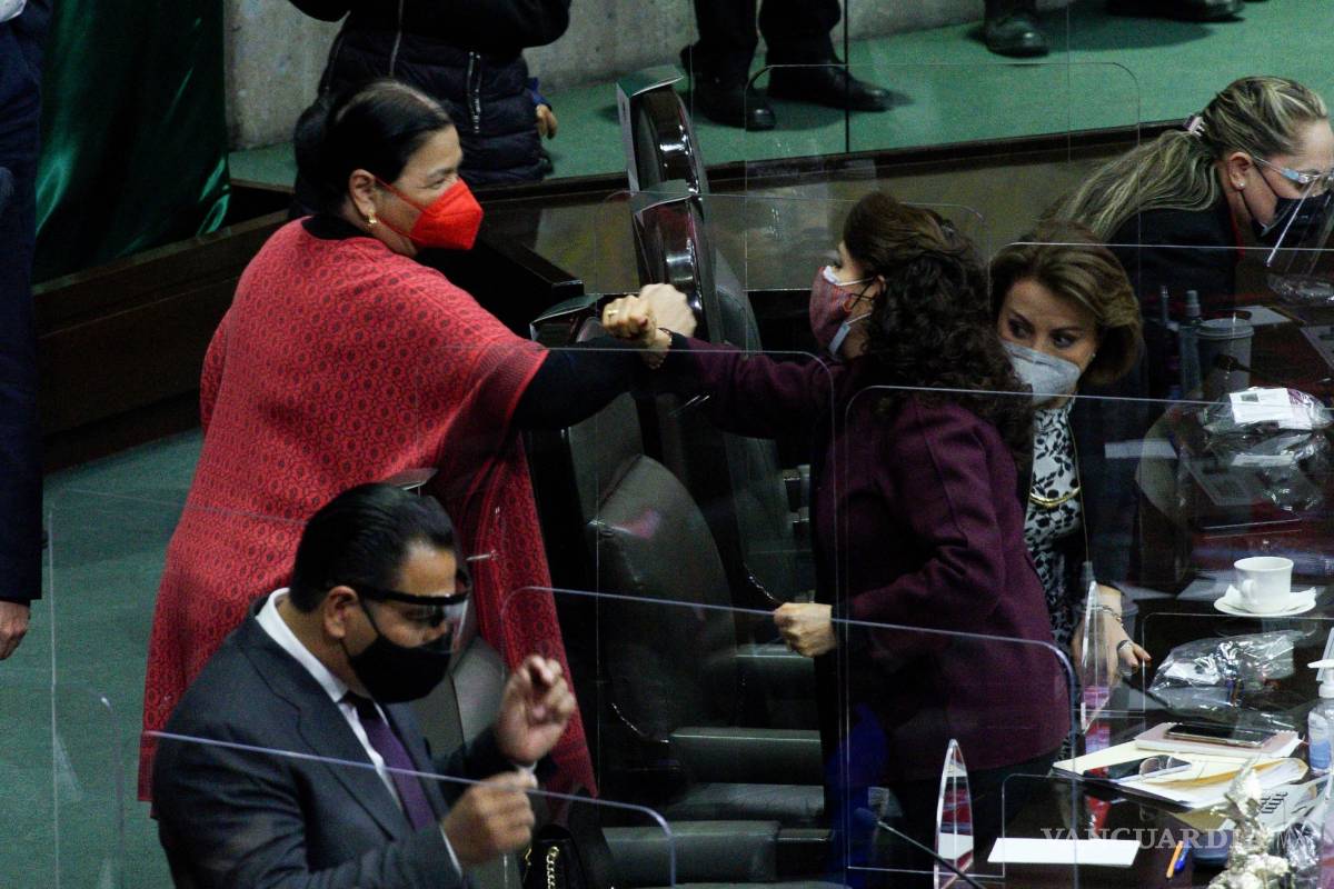 En su mayoría, los legisladores cuestionaron las acciones en materia de COVID