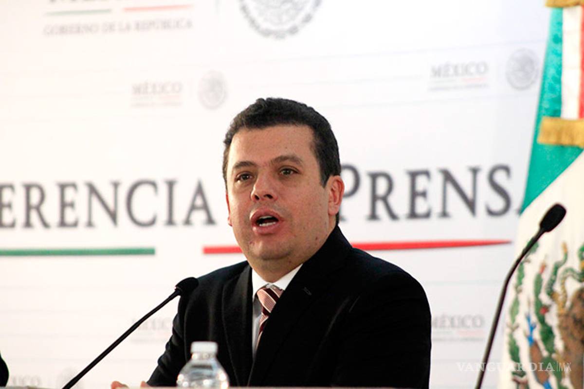 Castillejos: La mitad de su vida, en el círculo de la élite y del poder