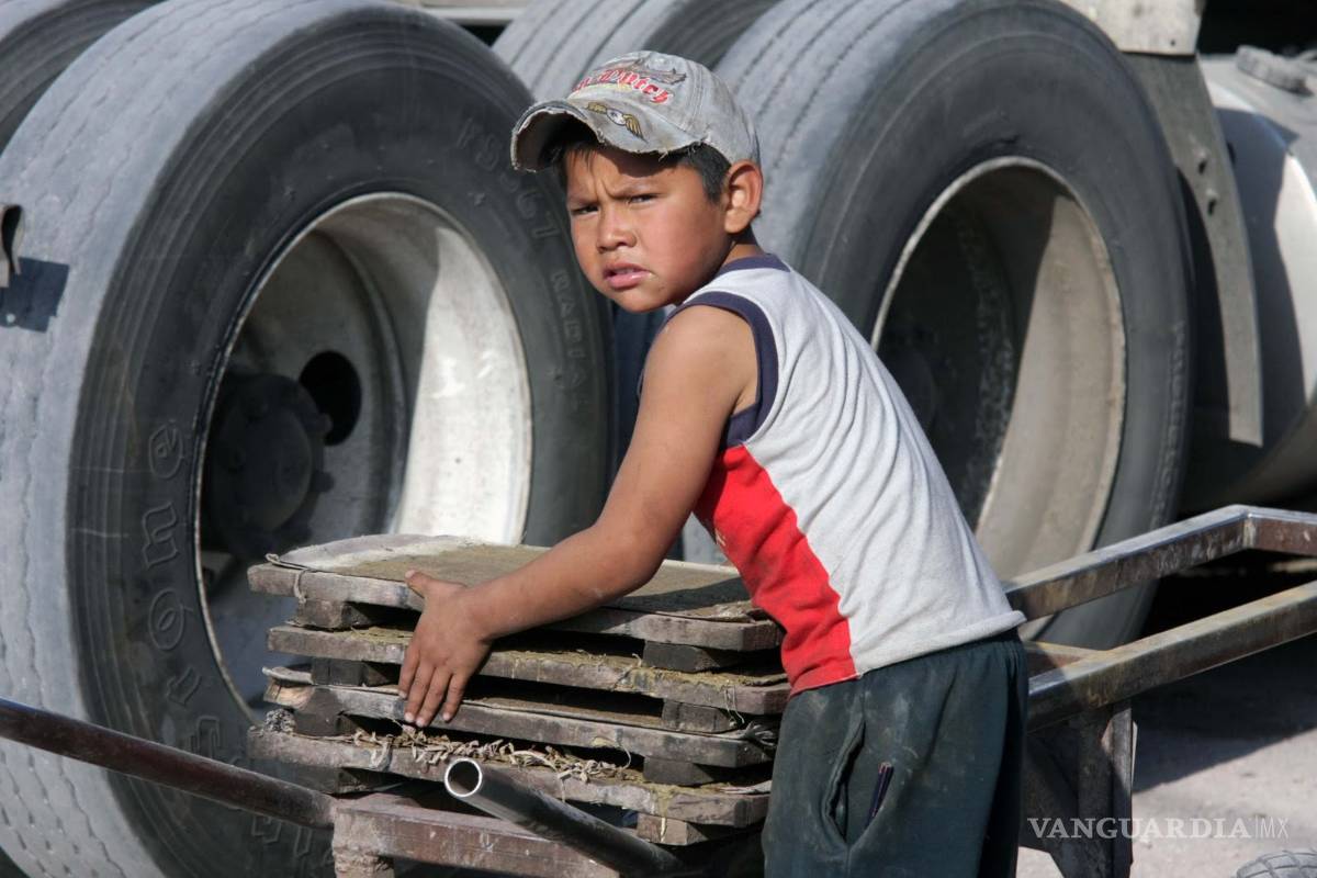 En México trabajan ocho de cada 100 niñas y niños
