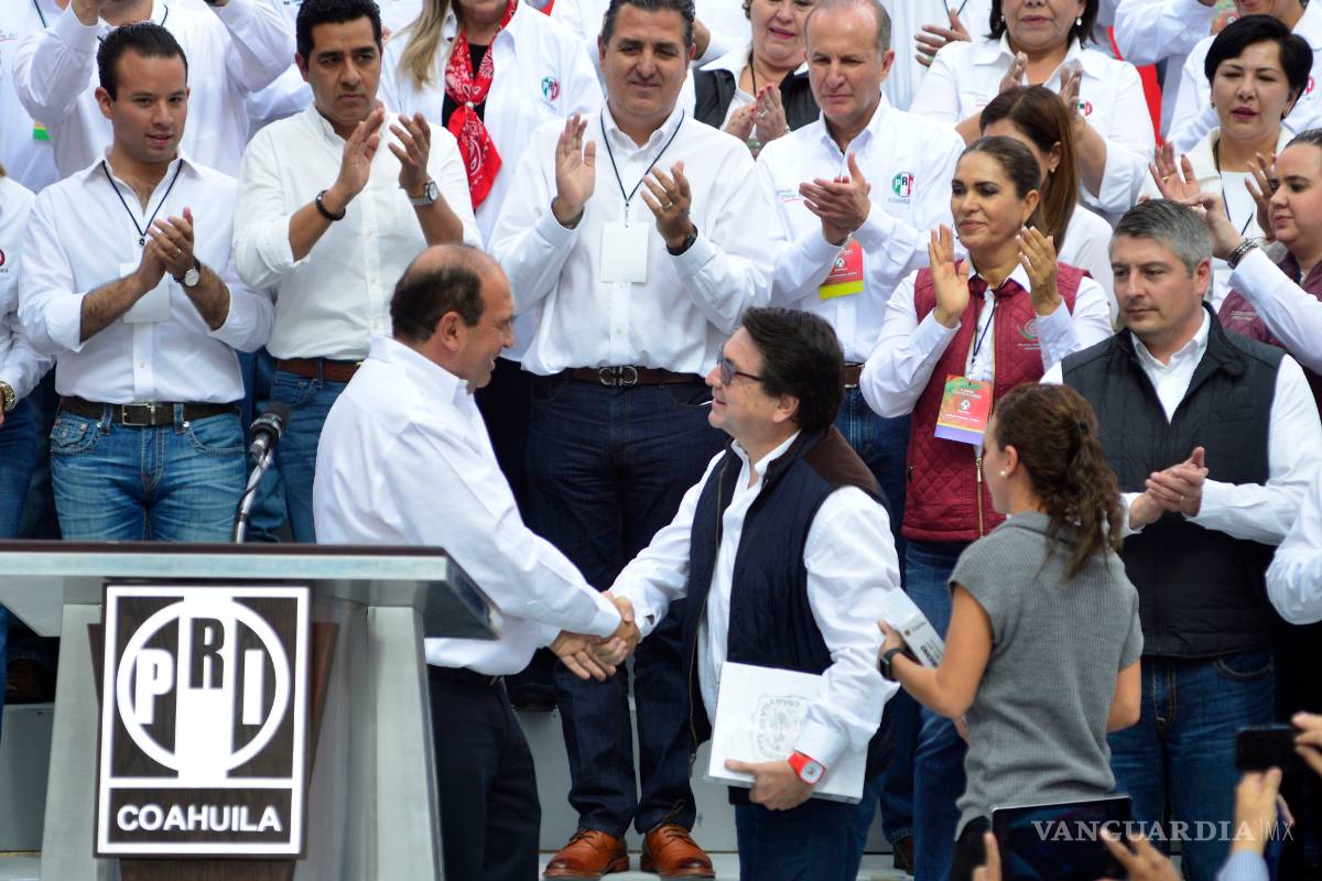 Entrega Rubén Moreira su Cuarto Informe de Resultados a la dirigencia del PRI