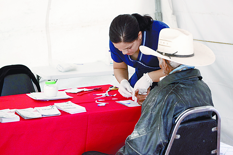 Aplican en Saltillo pruebas gratis para detectar el virus del Sida