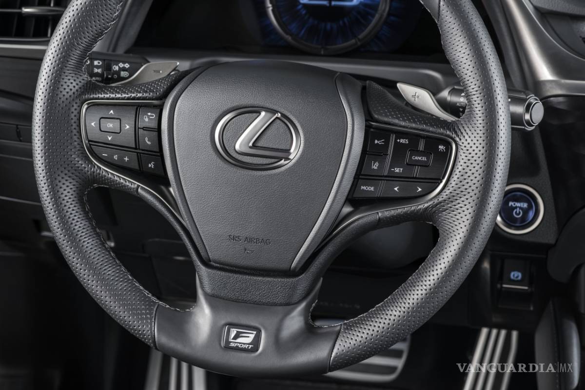 $!El nuevo Lexus ES se presentó en Pekín