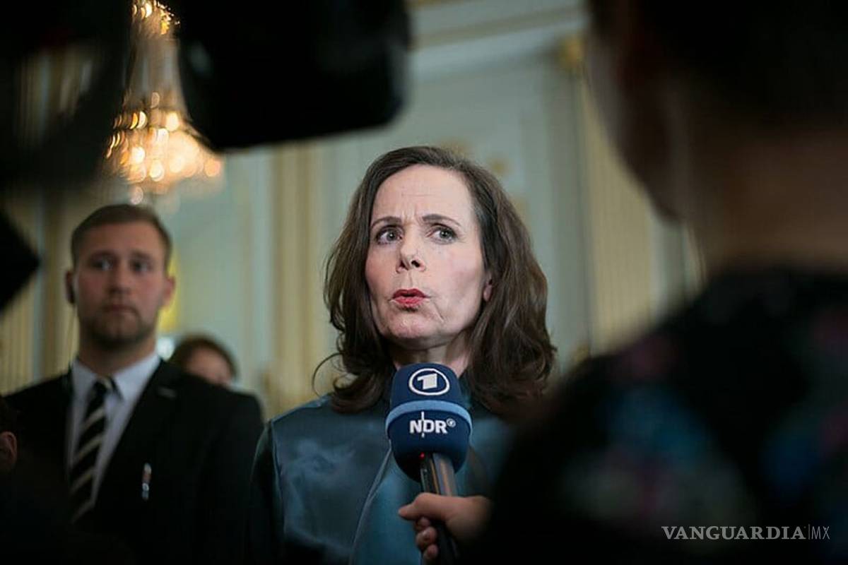 Renuncia secretaria de academia que otorga el Nobel de Literatura