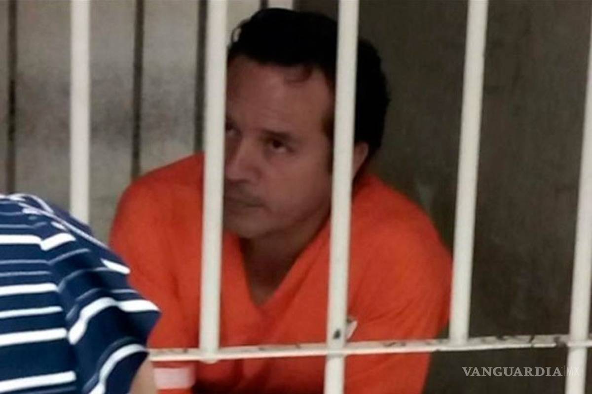 A la cárcel maestro de Nuevo León por tener sexo con alumna de 13 años